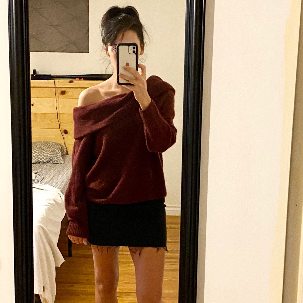 Off shoulder knit sweater